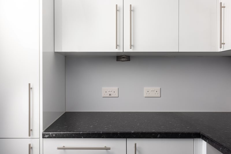 Altro Whiterock Splashbacks™ - Satins